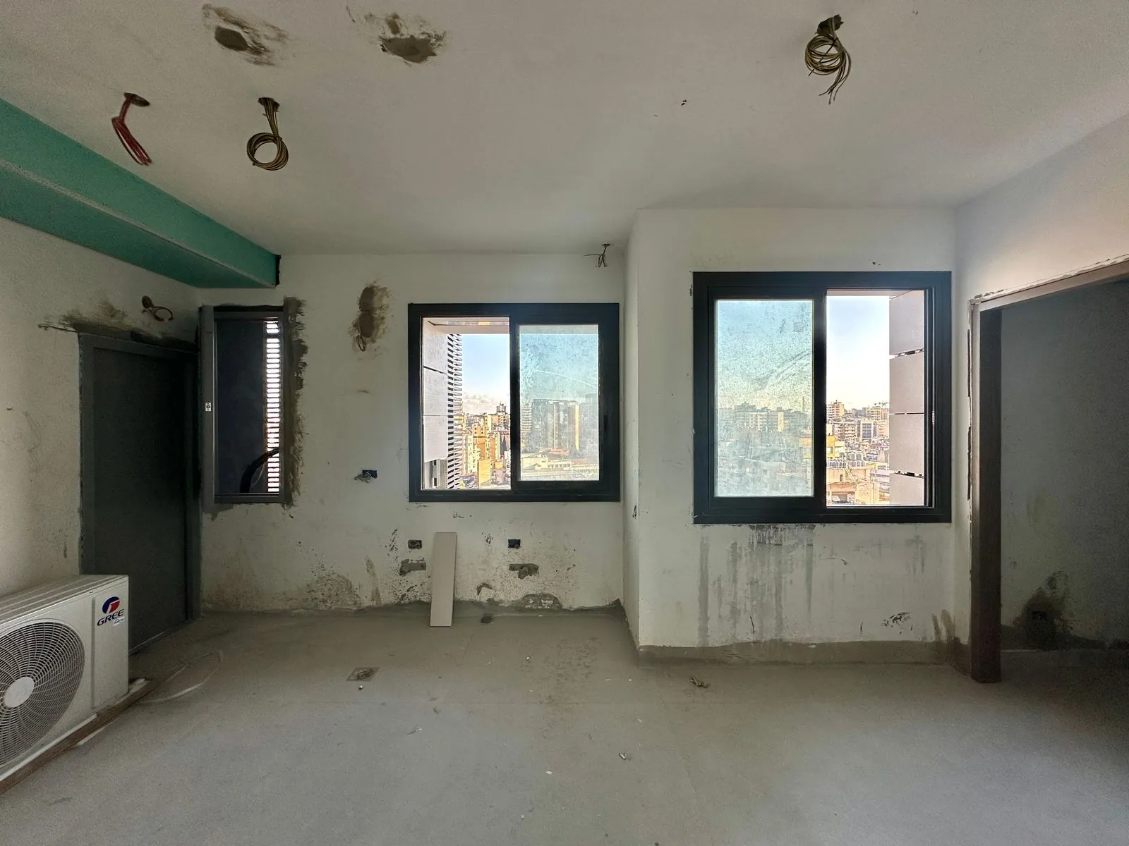 4BR Duplex for Sale in Serail — الصورة 4