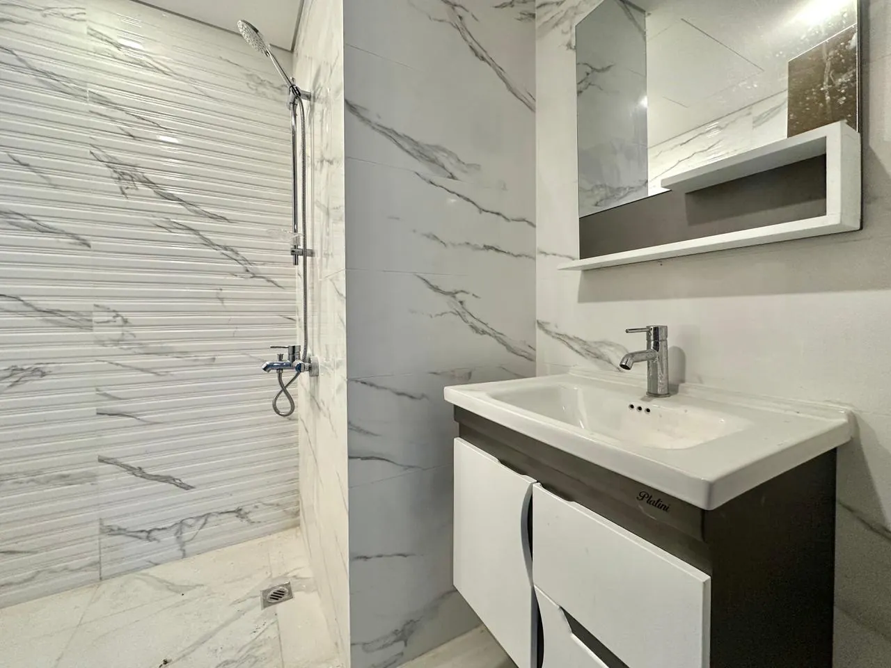 3BR Apartment for Sale in Serail — الصورة 5