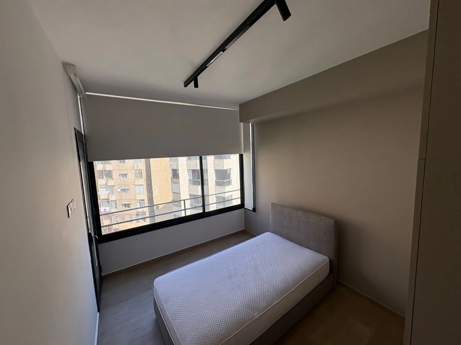 2BR Apartment for Sale in Achrafiyeh sioufi — الصورة 2