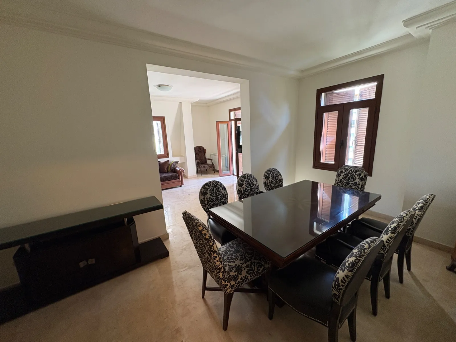 4BR Apartment for Rent in Achrafiyeh tabaris — photo 2