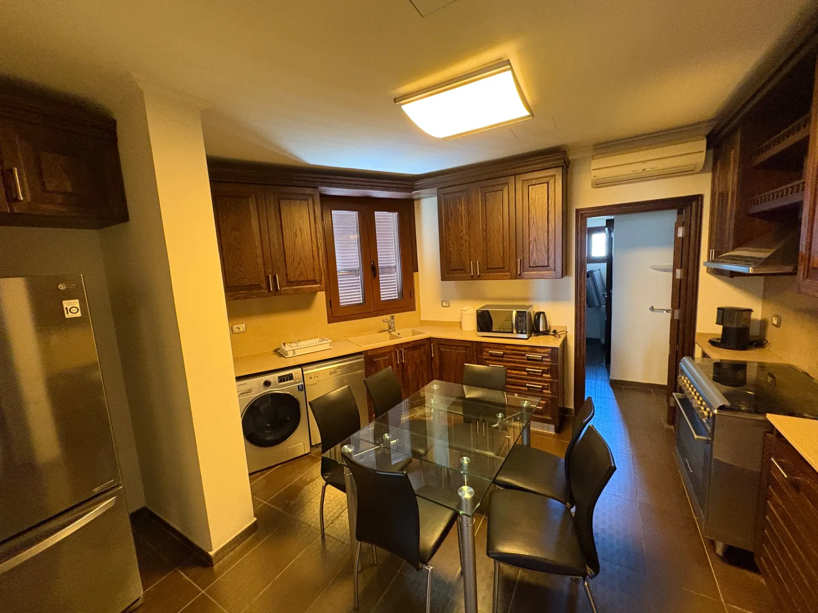 4BR Apartment for Rent in Achrafiyeh tabaris — photo 3
