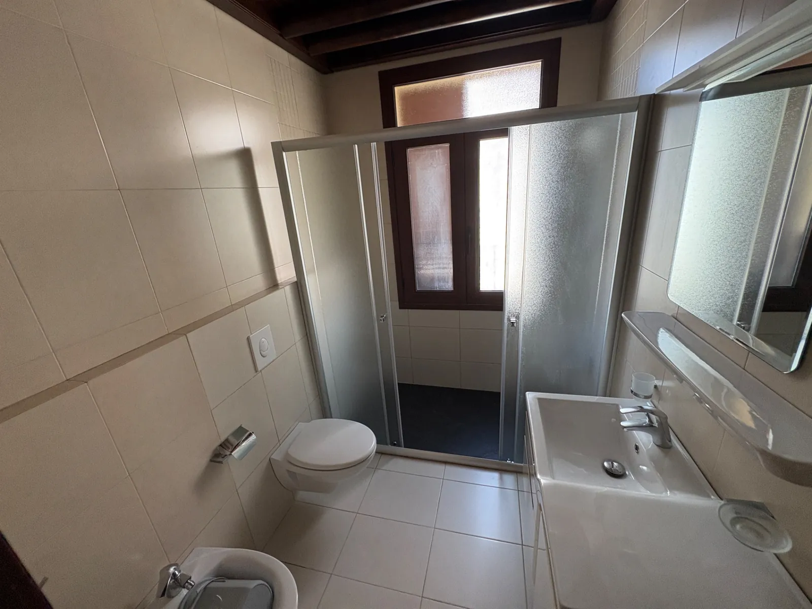 Apartment for Rent in Achrafiyeh tabaris — الصورة 4