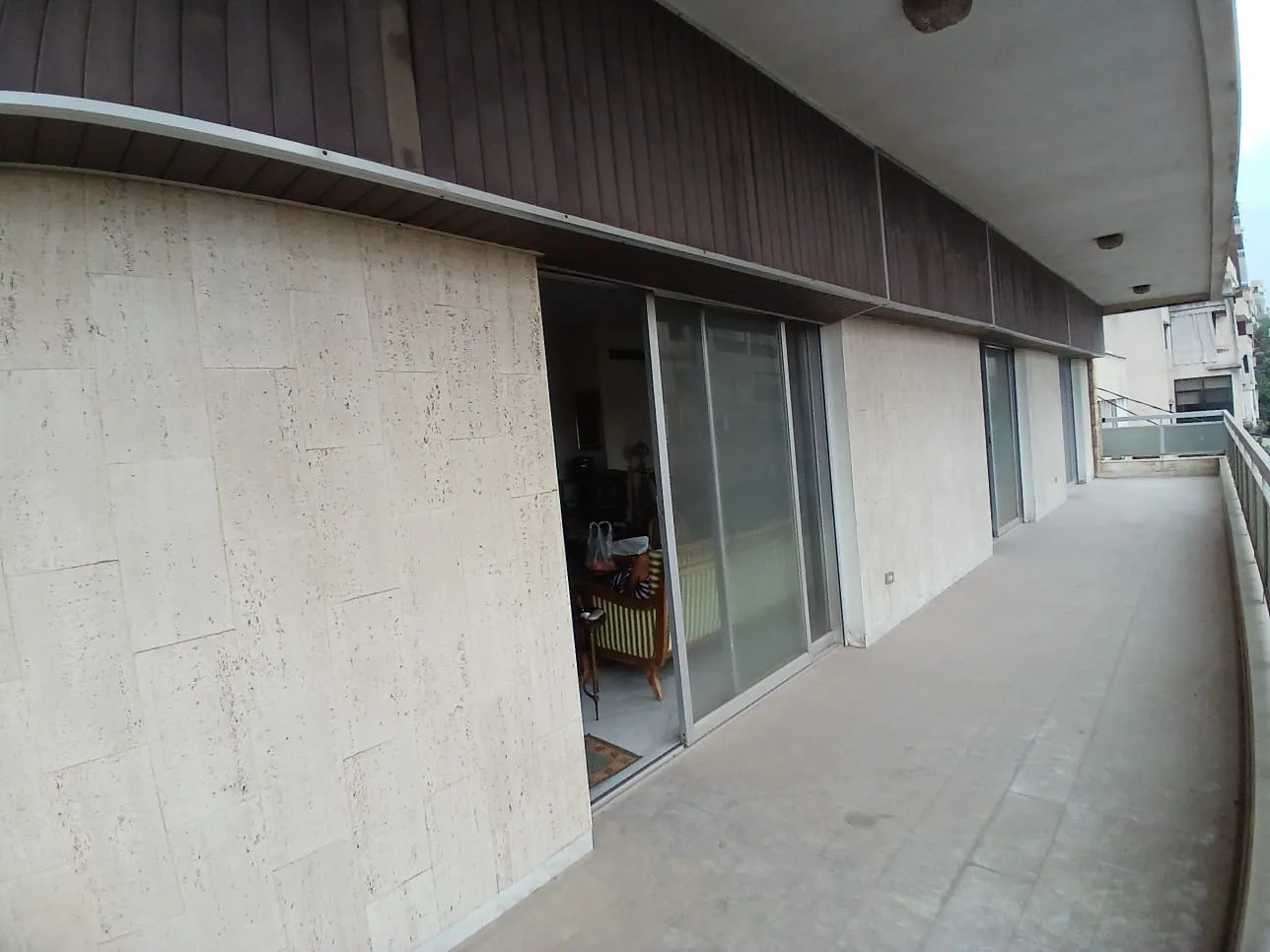 Apartment for Sale in Jal El Dib, Lebanon — الصورة 4