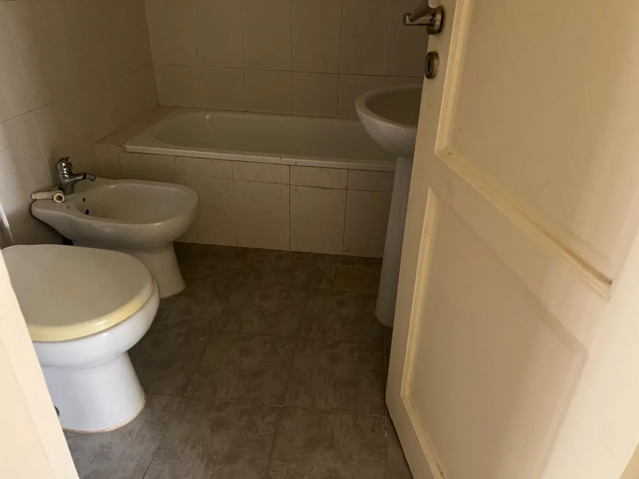 Apartment for Sale in Aaramoun, Lebanon — الصورة 5