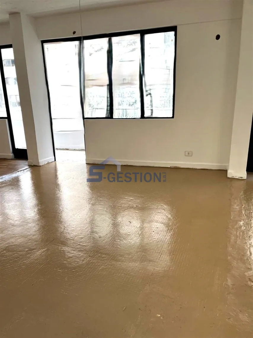 Office for Rent in Achrafieh — الصورة 2