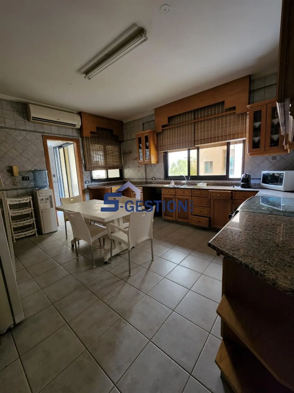 Apartment for Rent Furnished in Ramlet Baida — الصورة 3