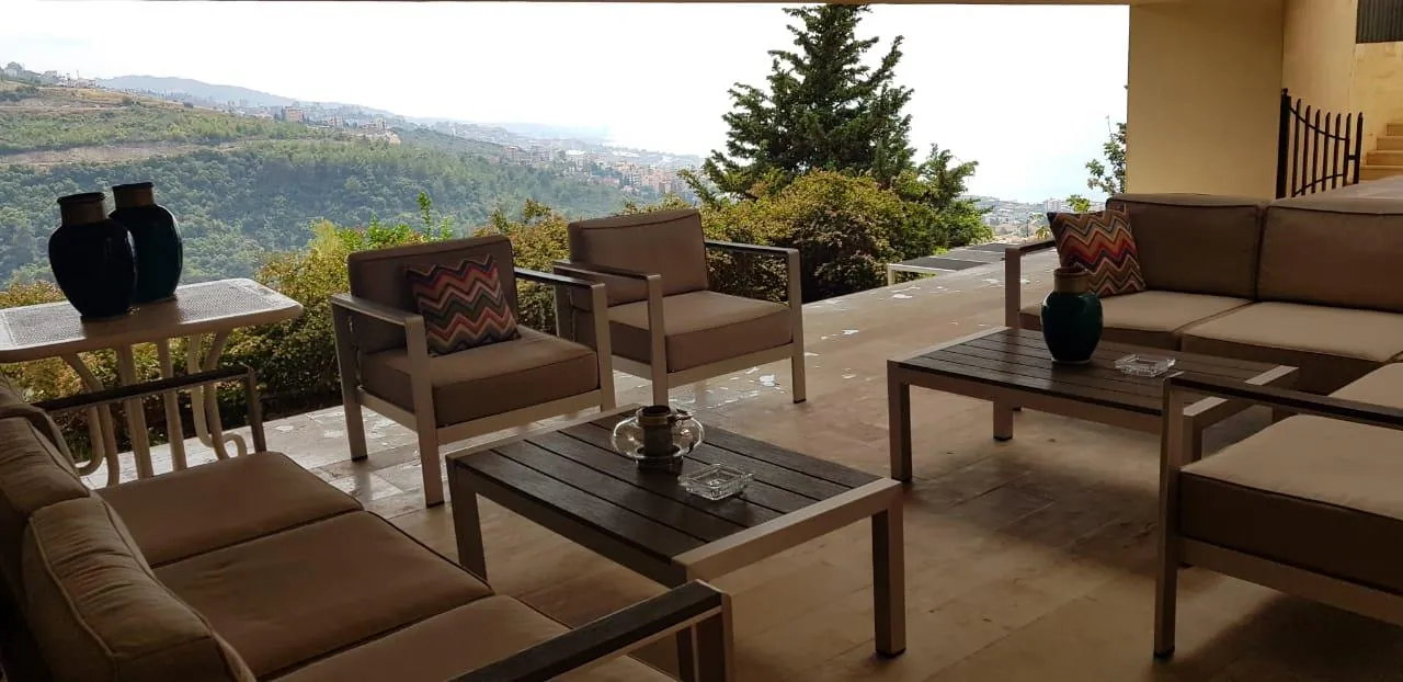 Villa Individual House for Rent in Jbeil — الصورة 3