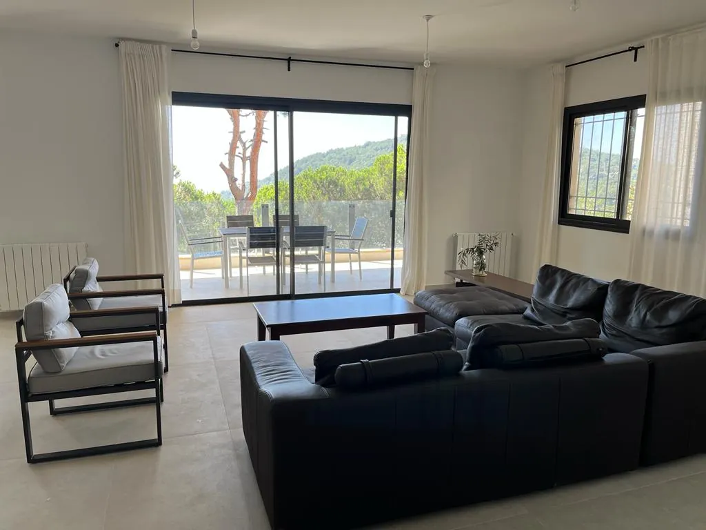 Apartment for Rent Furnished in Mar Chaaya — الصورة 1