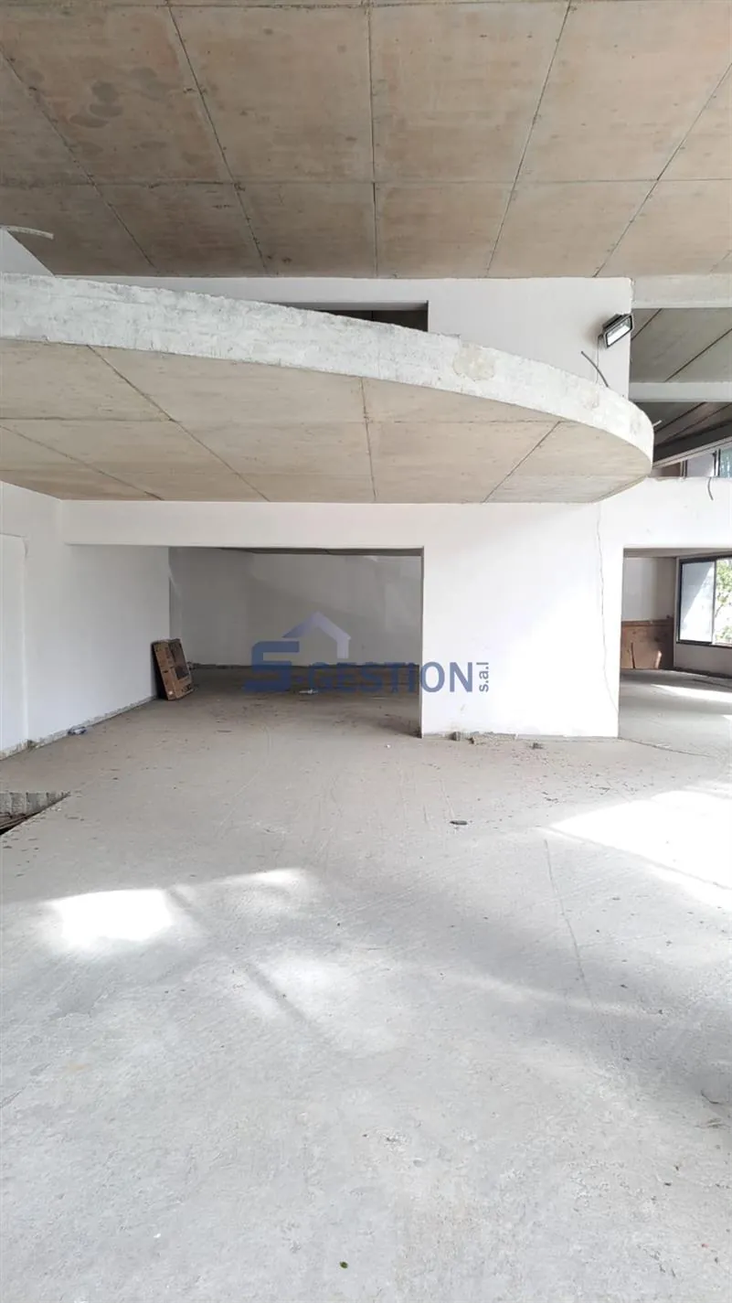 Shop Commercial Premises for Sale in Hazmieh — photo 3