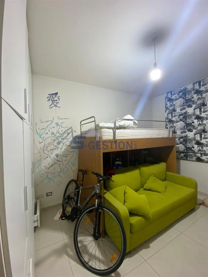 Apartment for Rent Furnished in Sanayeh — photo 4