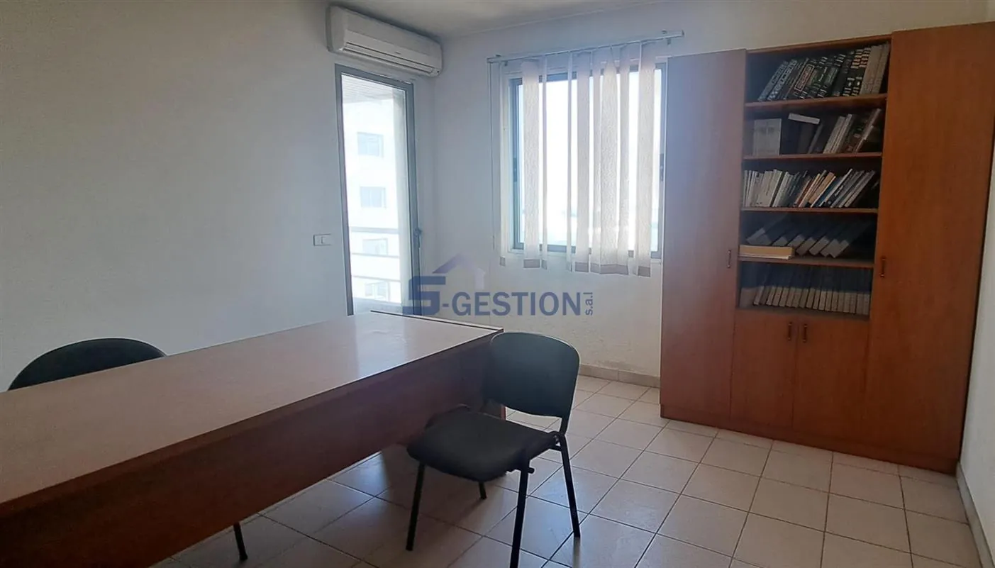 Office for Rent Furnished in Badaro — photo 3