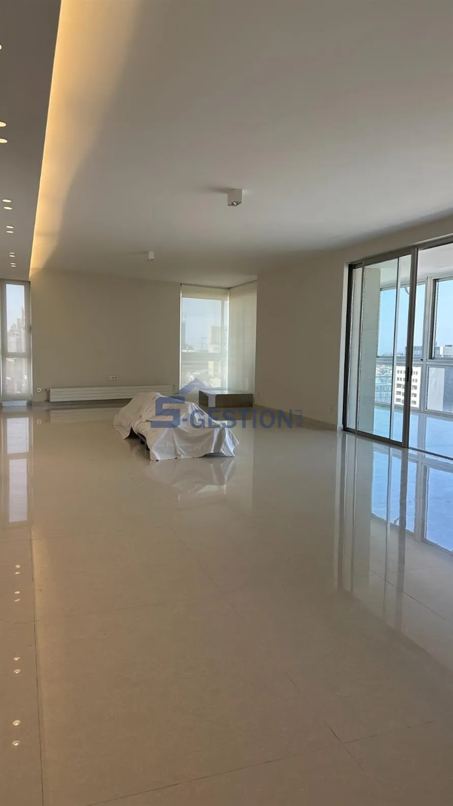 Apartment for Sale in Gemmayze — photo 2