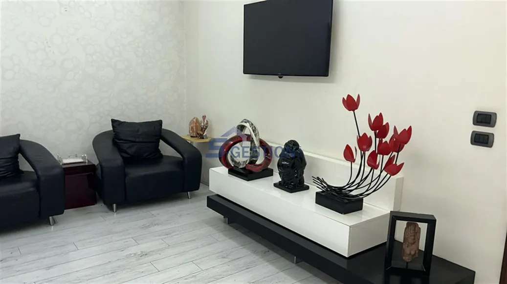 Office for Sale in Achrafieh — photo 3