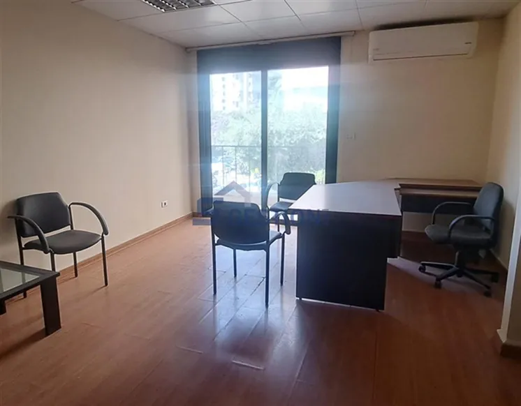Office for Rent in Achrafieh — الصورة 4