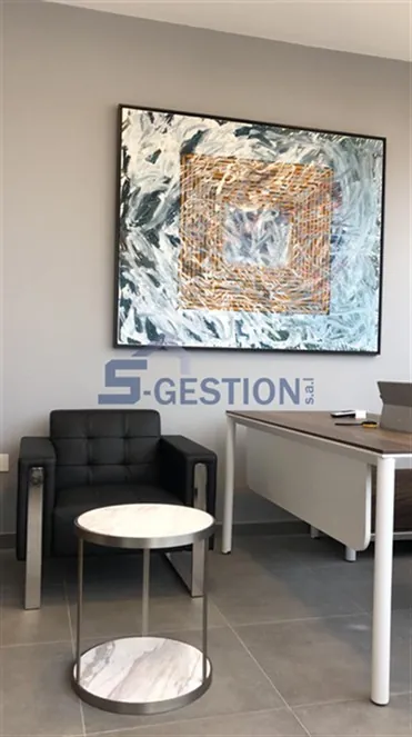 Office for Rent Furnished in Adliyeh — الصورة 2