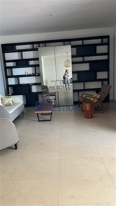 Apartment for Sale in Clemenceau