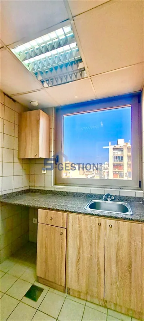 Office for Rent in Badaro — الصورة 2