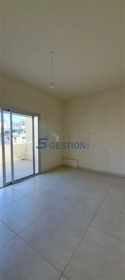 Apartment for Rent in Achrafieh — الصورة 3