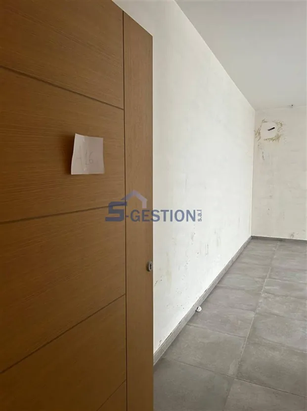 Office for Sale in Beit Kiko — photo 2