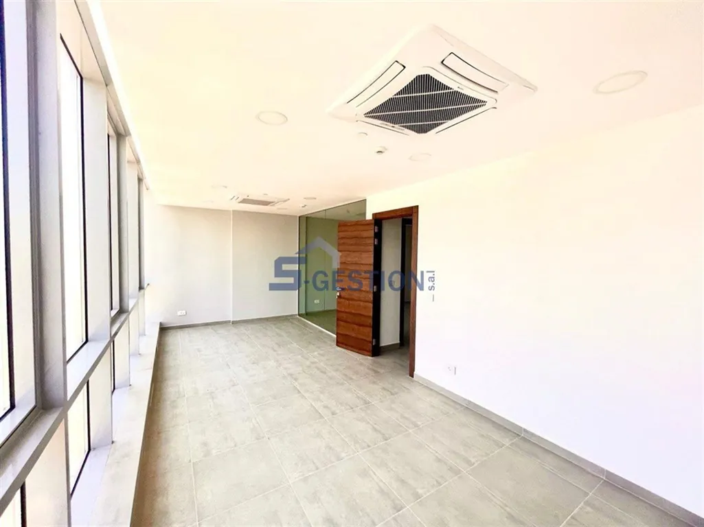 Office for Rent in Horch Tabet — الصورة 3