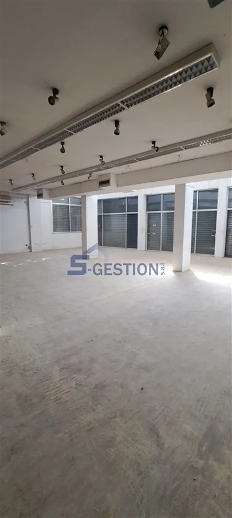 Shop Commercial Premises for Rent in Broumana — الصورة 2