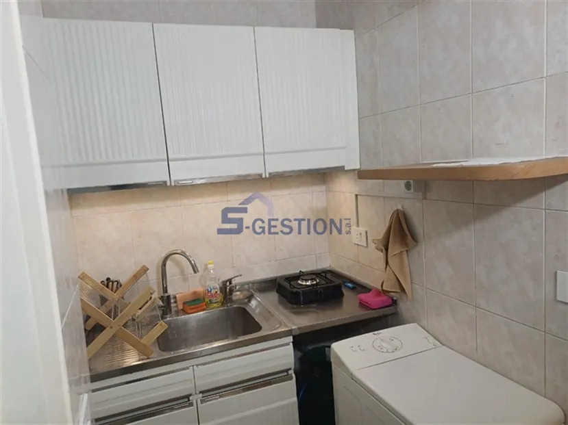 Studio for Rent Furnished in Gemmayze — الصورة 2