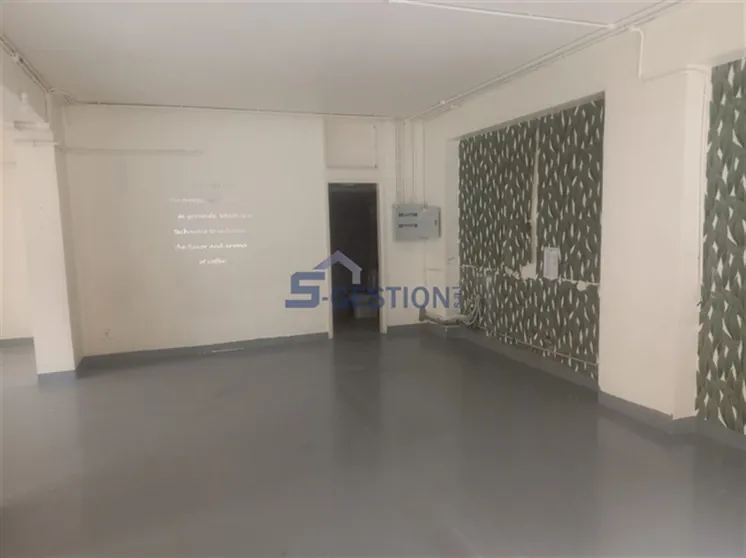 Shop Commercial Premises for Sale in Achrafieh