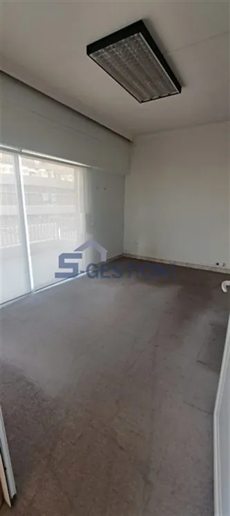 Office for Rent in Badaro — الصورة 3