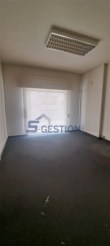 Office for Rent in Badaro — الصورة 2
