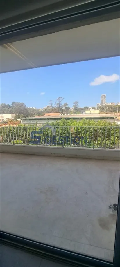 Office for Rent in Badaro — الصورة 3