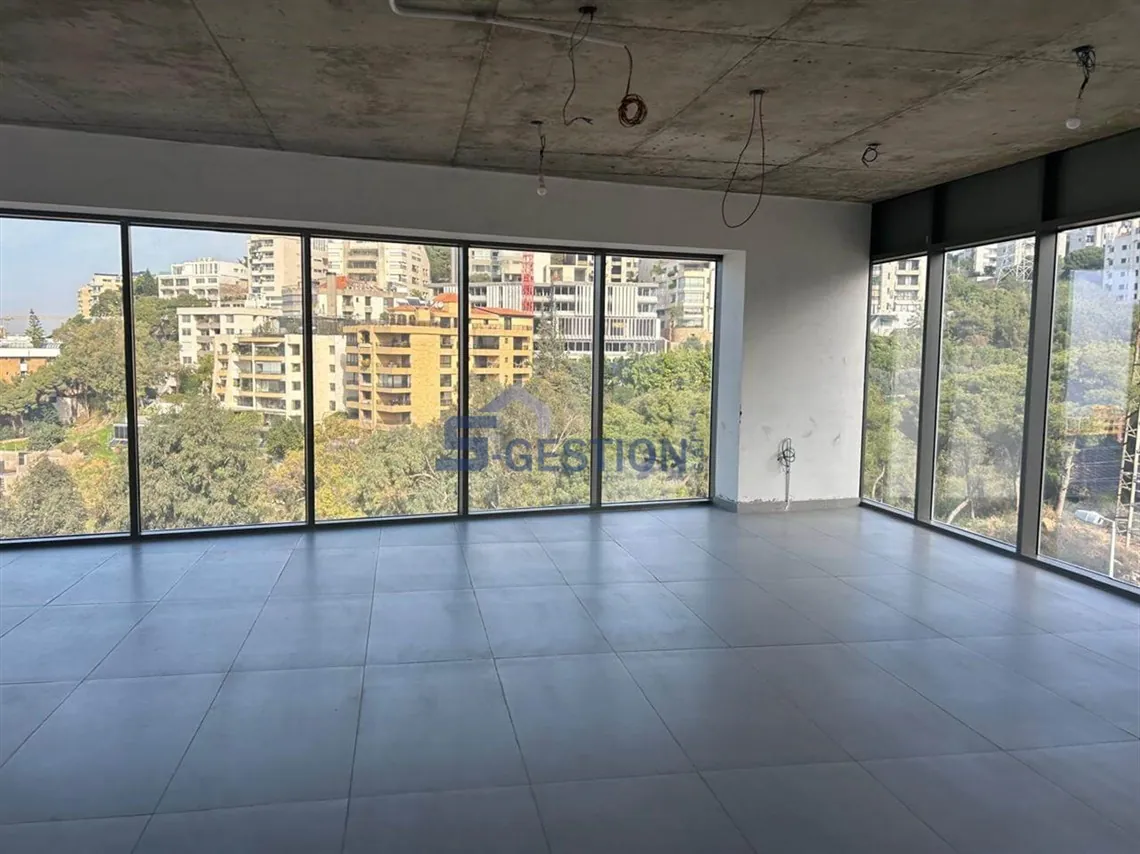 Office for Rent in Antelias — الصورة 3