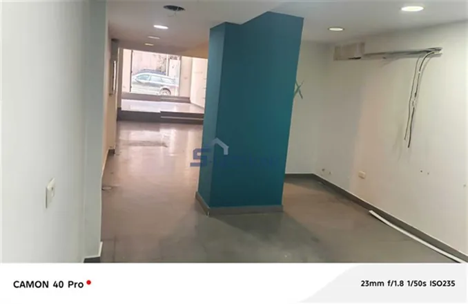 Shop Commercial Premises for Rent in Achrafieh — الصورة 1