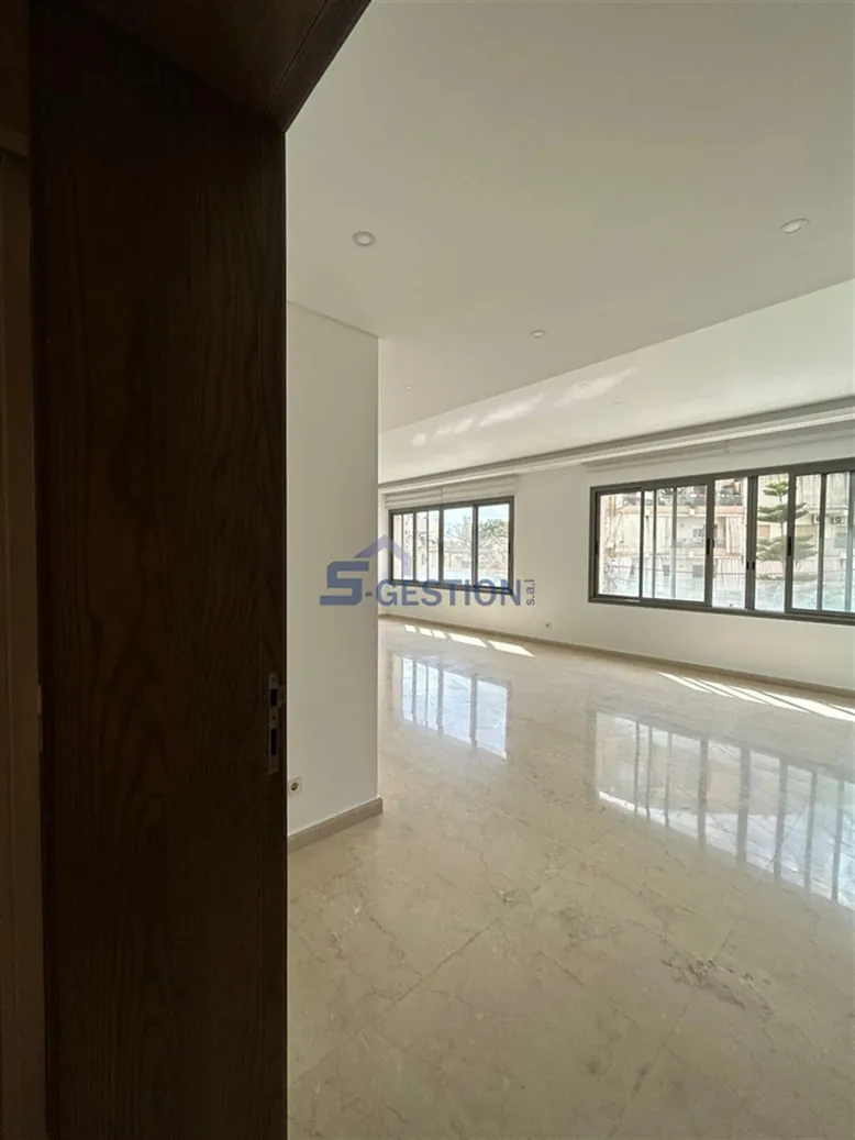 Apartment for Rent in Achrafieh — الصورة 3