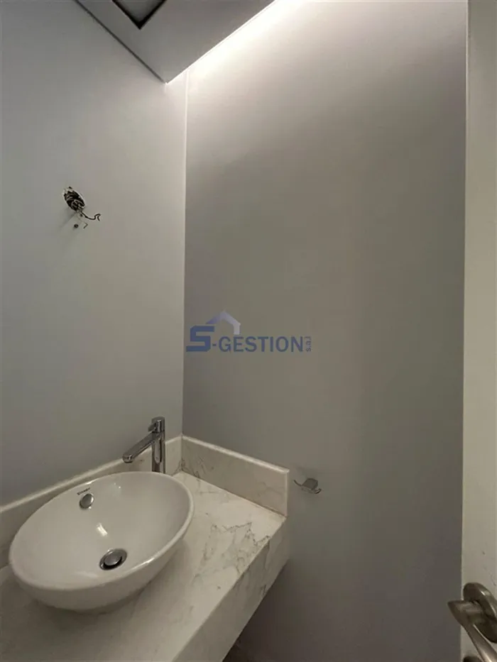 Apartment for Sale in Achrafieh — photo 2
