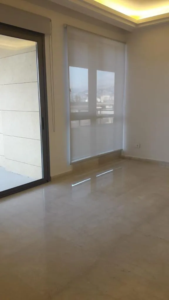 Apartment for Rent in Mar Mikhael — الصورة 3