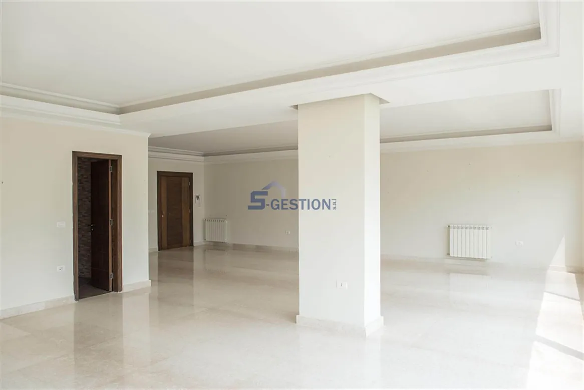 Apartment for Sale in Hazmieh — photo 2