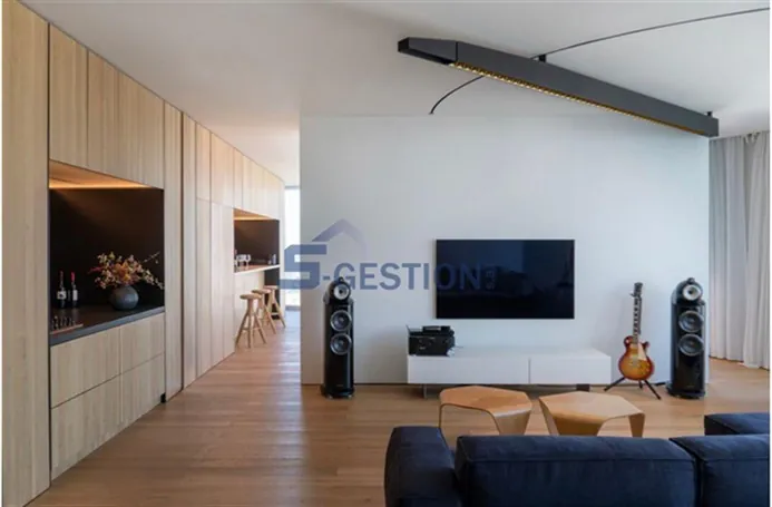 Apartment for Rent Furnished in Achrafieh — الصورة 3