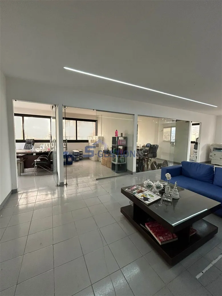 Office for Rent in Bauchrie — الصورة 1