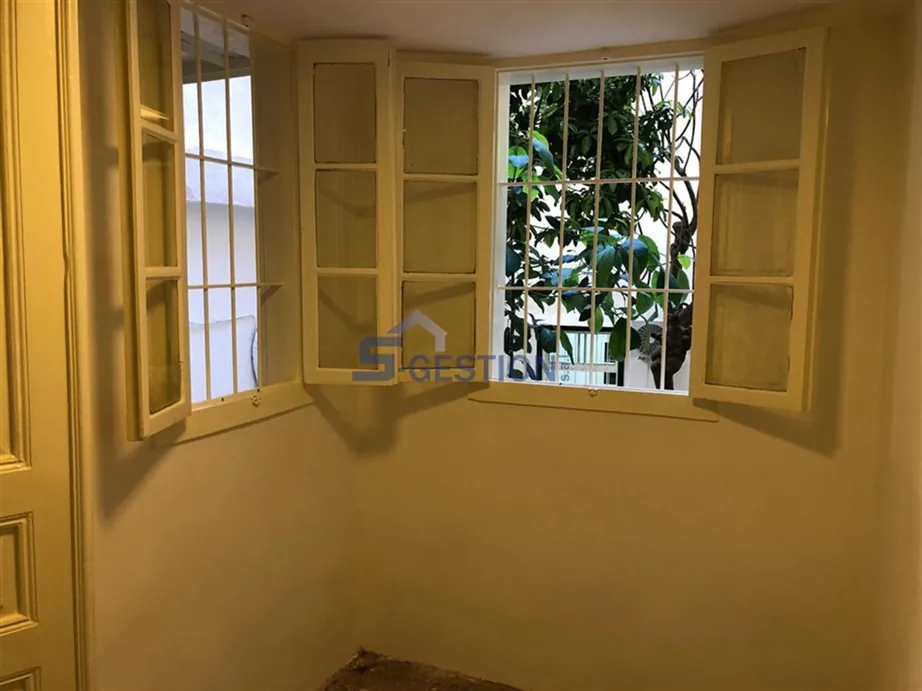 Apartment for Rent in Ras Beyrouth — photo 3