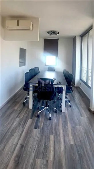 Office for Rent in Ain Mreisse — photo 2