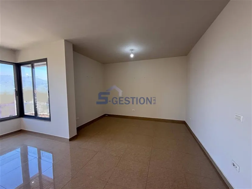 Apartment for Rent in Achrafieh — الصورة 1