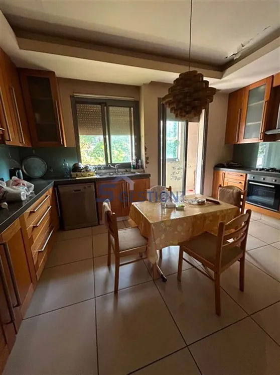 Apartment for Sale in Hazmieh — photo 3