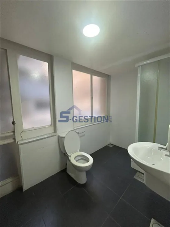 Apartment for Rent in Badaro — الصورة 2