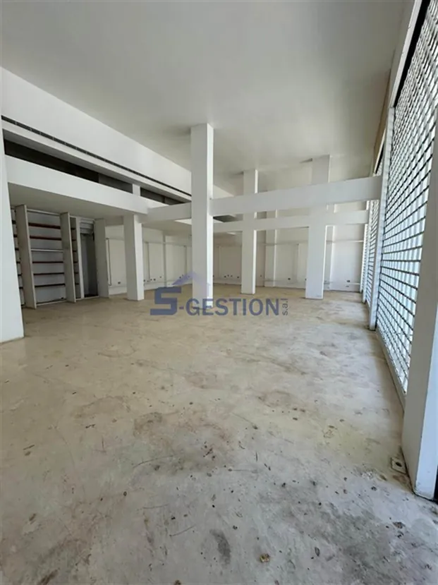 Shop Commercial Premises for Rent in Horch Tabet