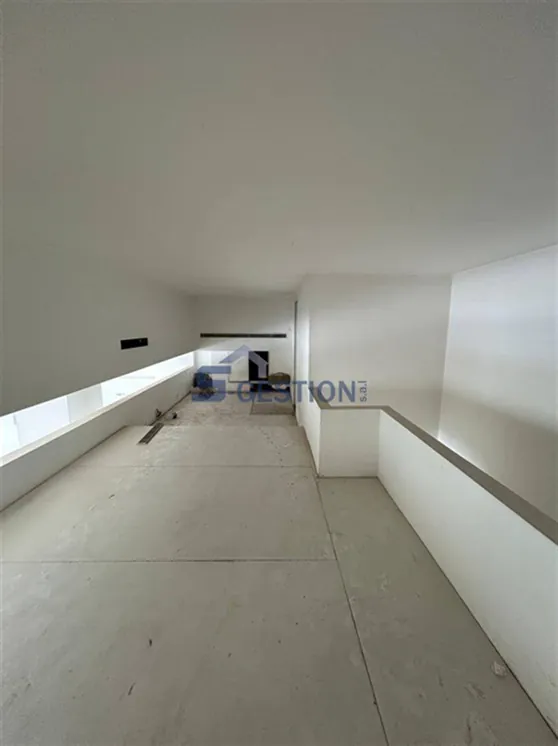 Shop Commercial Premises for Rent in Horch Tabet — الصورة 3