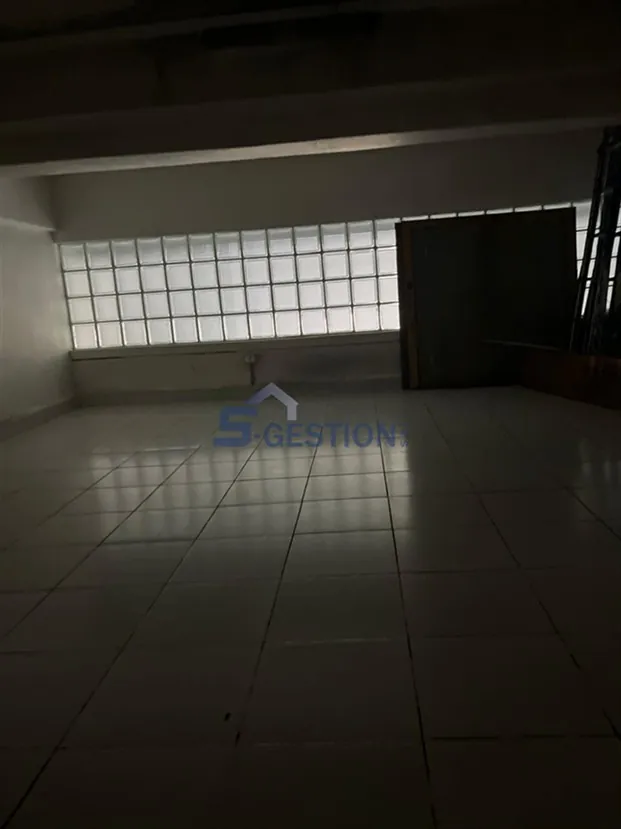 Shop Commercial Premises for Rent in Achrafieh — الصورة 3