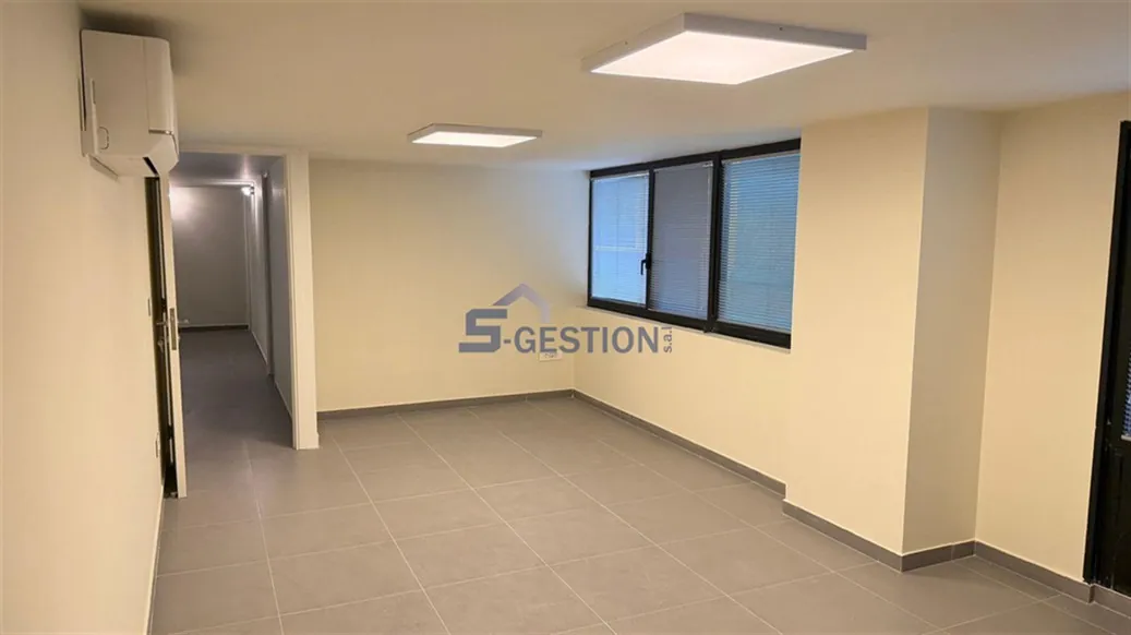 Office for Rent in Achrafieh — الصورة 5