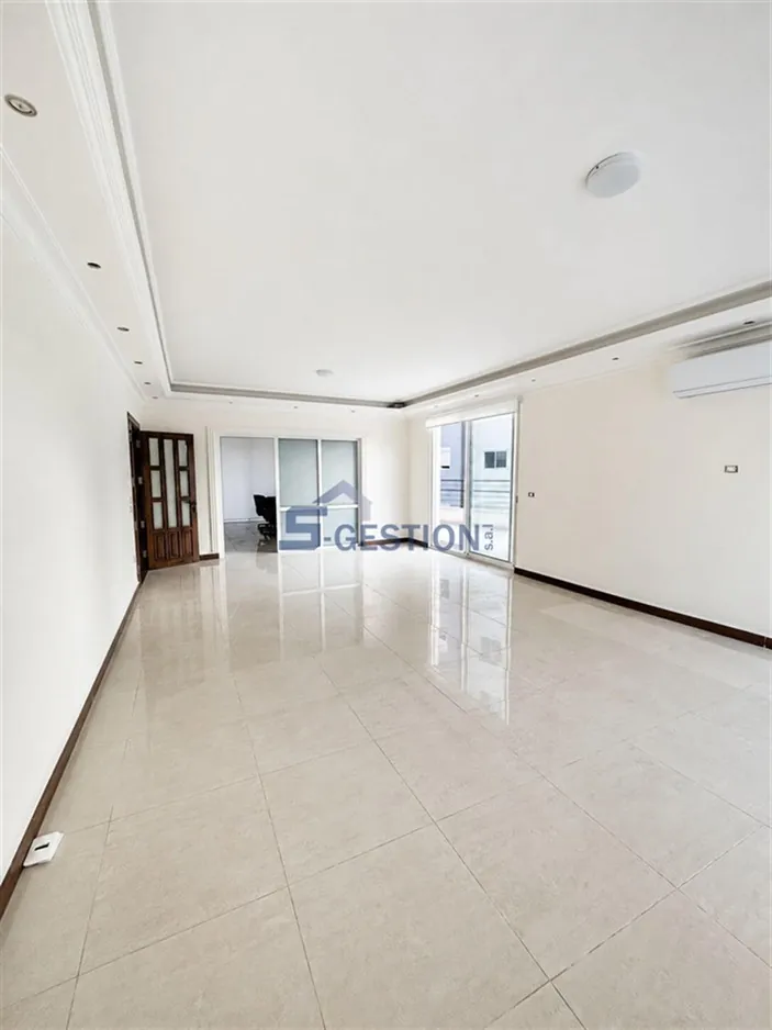 Apartment for Sale in Furn Chebbak