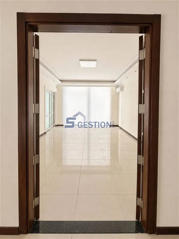 Office for Sale in Furn Chebbak — photo 3