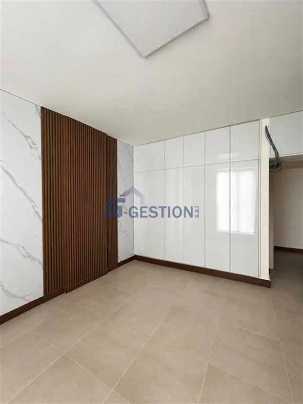 Office for Sale in Furn Chebbak — photo 5